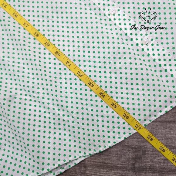 Crown & Ivy Button Down Top Size XXL - Picture 4 of 5